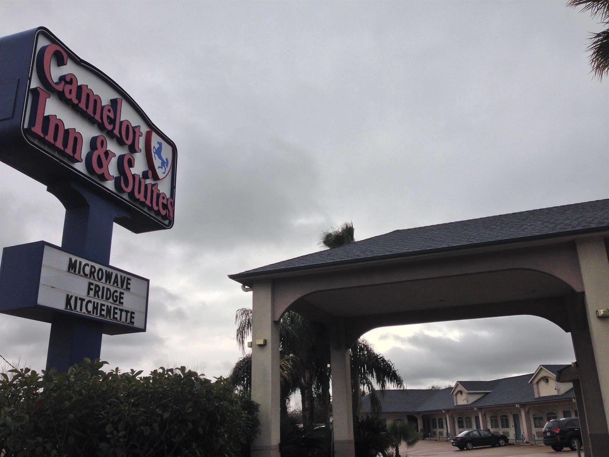 Camelot Inn & Suites Highway 290/Northwest Freeway Jersey Village ภายนอก รูปภาพ